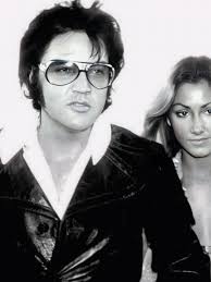 EEF NEWS] ⚡️🎙️ BREAKING NEWS! Neues Highlight beim 23. European Elvis  Festival! Jeder Elvis-Fan, der die Alben „Promised Land“, „GoodTimes“ und  „Elvis Recorded Live On Stage in Memphis“ in seiner Sammlung hat,