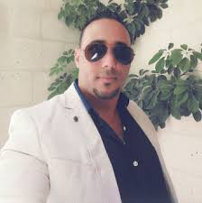 May all your daughters be born with three bottoms" 🤔