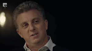 XP Investimentos lança campanha estrelada por Luciano Huck