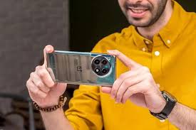 شوک دلار به بازار موبایل