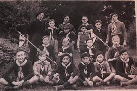 Un jeune scout bien connu des Belges, vers 1940-1942. Son ...