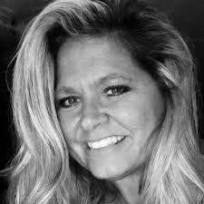 Tammy Crouch's Instagram, Twitter & Facebook