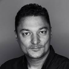 Best Bass Guitarists for Hire in Reading