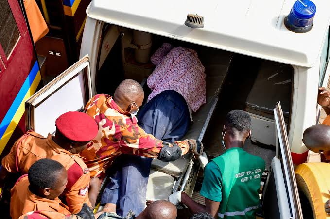 A half hour protest that ended with Besigye collapsing in dock | Monitor