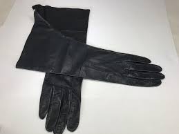 Amazing Vintage Ladies Womens Black Cream Kid Leather Gauntlet Gloves Size 6 1 2 1940 S By Louboolujewel Vintage Gloves Leather Gauntlet Vintage Ladies