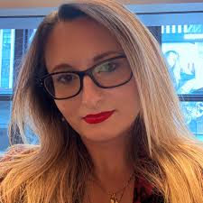 Dog attack, please be warned, if you walk your dogs in this area or have  small children. I was walking with my sweet dog a few weeks ago