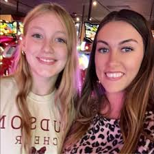 Where to buy live lobster near Livingston?