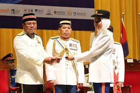 Lieu bermaksud berada dalam seperti satu kedudukan. 775 Pelajar Ditauliah Leftenan Muda Apm Universiti Putra Malaysia