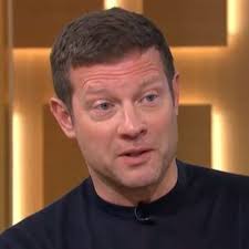 This Morning's Dermot O'Leary fights back tears while interviewing heroic  guests