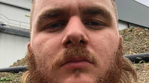 The mo' the merrier: Goomeri tradies take one for the team