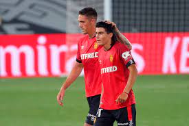 Luka romero ha dicho abiertamente que quiere jugar por el país de sus padres, pero la federación mexicana de futbol lo sigue invitando a las contracciones de las selecciones menores, a la espera de. Big Things Expected Out Of Argentine Youngster Luka Romero Gabriel Heinze
