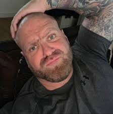 Indigenous elder attends granddaughter's graduation