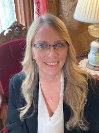 Darla Mckenzie's Instagram, Twitter & Facebook