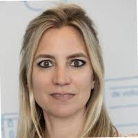 50+ profilů „Bangert“