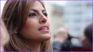 Does Eva Mendes Speak Spanish?