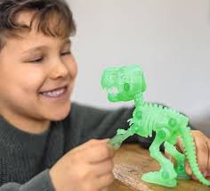 Moses. Dino Bausatz Glow in-The Dark