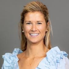 Kristin Ferry's Instagram, Twitter & Facebook