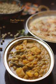 Peas Potato Curry Recipe South Indian Style Dry Peas Curry Curries And Sabzis Jinoos Kitchen Recipe Curry Recipes Potato Curry Curry