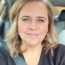 Krystal Phillips's Instagram, Twitter & Facebook