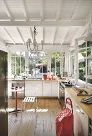 Maison De Pecheur Renovee Pour Vacances En Famille Au Cap Ferret Veranda Cuisine Maison Cuisines Lumineuses