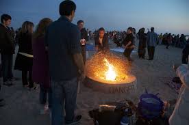 I love this beach because it is not as crowded as huntington beach and the backdrop is so much prettier than hb! Passionate Public Defend Fire Rings To Aqmd Newport Beach News