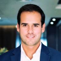 100+ perfiles de «Cotroneo»