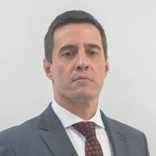 Secretariado com perfil técnico é marca da gestão Pimentel na Prefeitura de  Curitiba