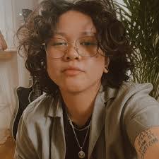 Jessica Turrell's Instagram, Twitter & Facebook