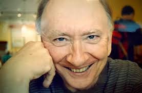 Homer Turner, football coach in Chicago, dies at 81