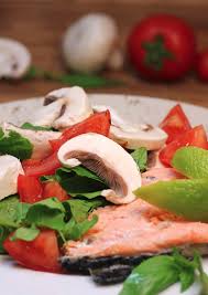 În funcție de felul în care este gătit, puteți scoate mai mult din adevărul este că gătitul unui somon la grătar nu are niciun secret. Somon La Cuptor Cu SalatÄ De Ciuperci Spanac Si Rosii Totul Despre SlÄbit