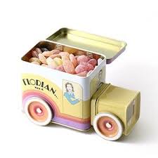 Confiserie Florian La Voiturette D Antan Florian Garnie Confiserieflorian Com Confiserie Florian Bonbon La Confiserie