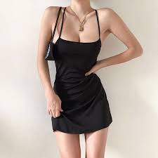 instagram da sororite which of our vintage lbd s would you wear to a nye party this year 1 2 3 4 or 5 our so stil kiyafetler mi ni elbi se elbise