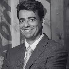 Dirk Francis's Instagram, Twitter & Facebook