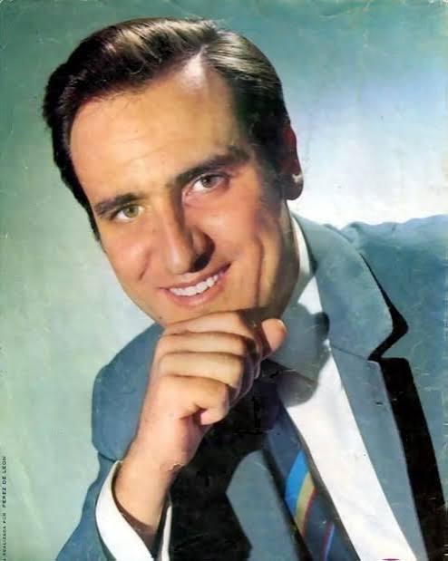 Manolo Escobar - External sites - IMDb