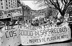 Find the perfect hebe de bonafini stock photos and editorial news pictures from getty images. Madres De Plaza De Mayo Wikipedia La Enciclopedia Libre