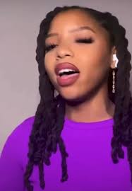 CHLOE BAILEY is a VOCALIST. ALWAYS remember that!! I'M SEEING TOO MANY...