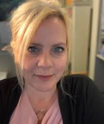 Wendy Harbaugh's Instagram, Twitter & Facebook