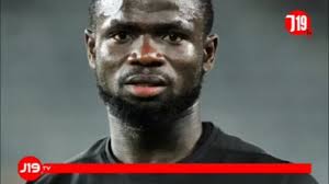 BERNARD Morrison kiungo mshambuliaji wa Yanga amesema kuwa alifuatwa na  viongozi wa Simba ambao walikuwa wakimshawishi kumpa mkataba ili atue ndani  ya klabu yao., Full story