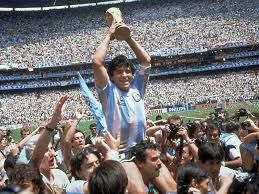 Maradona's career with the argentine national team included world cup appearances in 1982, 1986, 1990, and 1994. Die Fussball Welt Trauert Um Diego Maradona Fussball International Bote Der Urschweiz