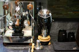 Whether you have a kettle, a filter coffee maker, or a more sophisticated read more. Change In Pressure After De Scaling Espresso