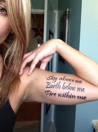 Bunching a few roses side by side in monotone hues with beautiful shading is the best way to flaunt your ornate rose tattoo. 40 Best Inner Arm Tattoo Designs In 2019 Bicep Tattoo Women Inner Arm Tattoo Bicep Tattoo