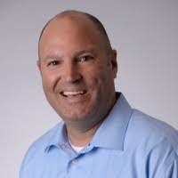 Robin Urbanski's Instagram, Twitter & Facebook