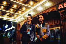 De plus, dans une story instagram de bigflo & oli; La Vie De Reve Le Carton De Bigflo Oli Metro