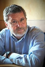 Charlie Walton (1940-2011)