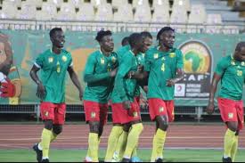 Uganda head coach johnathan mckinstry has stated he still has some emotional attachment to rwanda ahead of their african nations championship encounter on tuesday. Preparatifs Chan 2021 Victime D Une Crise Cardiaque Un Camerounais S Effondre En Plein Match Africa Top Sports