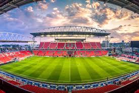 Toronto fc is playing next match on 4 aug 2021 against philadelphia union in major league soccer.when the match starts, you will be able to follow philadelphia union v toronto fc live score, standings, minute by minute updated live results and match statistics. Toronto Fc Officially Allowed To Start Playing Home Games At Bmo Field Again
