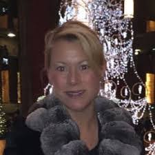 Amanda Serna's Instagram, Twitter & Facebook