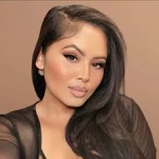 S 🪭🎋🥢 (@sakhunamari)