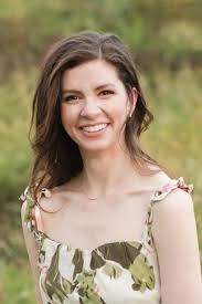 Sisters Explore Shared Experiences, Different Paths Forward