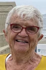 Sandra Carignan's Instagram, Twitter & Facebook